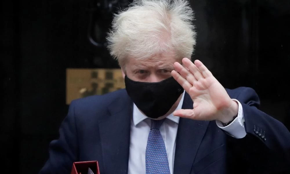 Τζόνσον: "Καταστροφική" η εκχώρηση εξουσιών στη Σκωτία